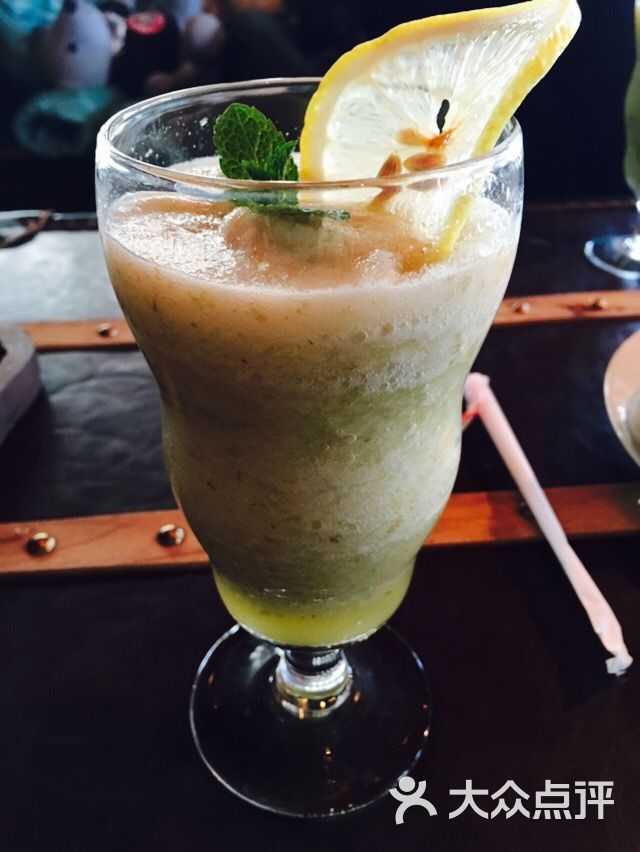 漫咖啡(绿地中心店)青提思慕雪图片 - 第1062张