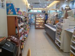 -全家便利店(宜山路站店)