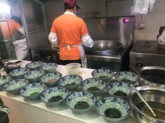 -老新隆牛肉锅贴(新街口店)