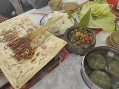 -刘姐啤酒鱼民族演艺餐厅(西街总店)