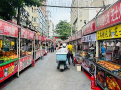 -正宁路小吃夜市