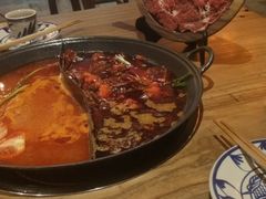 -旧街市鲜货老火锅(大光路店)