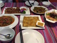 铁板石屏包浆豆腐-香巴拉云南餐厅(华莱坞店)