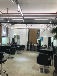 -Hair Co.一间沙龙