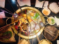 鸳鸯锅-欧阳小姐在成都(爱琴海店)