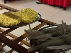 -老石黑山羊毛驴肉火锅(金凯广场店)