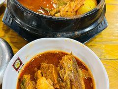 -喇喇排骨火锅·传统韩式脊骨汤(望京西园总店)