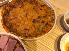 泡菜饼-喜来稀肉(北外滩白玉兰广场店)