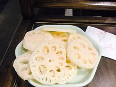 -红九格老火锅(三峡广场店)