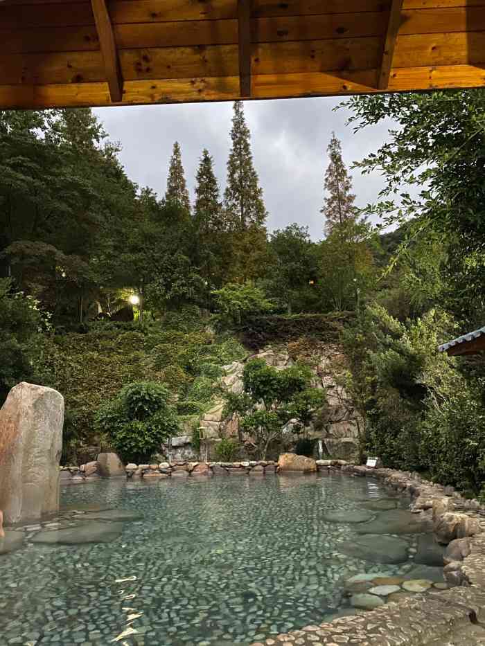 七叠温泉-"福州闽清县塔庄镇斜洋村七叠温泉,这里温泉.