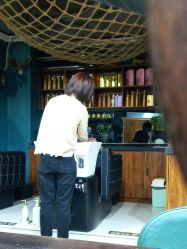 -卡木里发型工作室