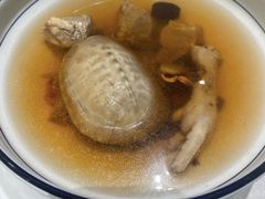 土茯苓龟板汤-永生国际宴会中心·佛山老字号·鱼生