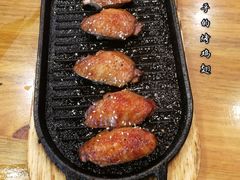 -老东镇啤酒屋海鲜加工·蒸汽海鲜·海鲜烧烤(台东店)