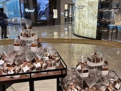 -Laderach 莱德拉(上海环贸iapm店)