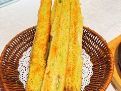 蒜香面包-俄士厨房(环球港店)