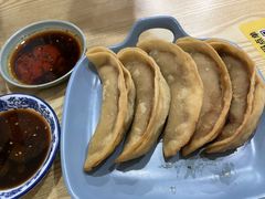 -老新隆牛肉锅贴(新街口店)