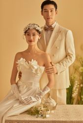 -莫兰迪婚纱摄影