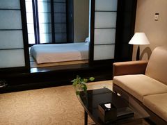 -嘉瑞酒店有限公司