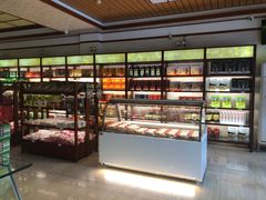面包甜点陈列柜-梅州市嘉埔食品有限公司(江南顺梅步行街店)