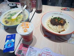 -小杨生煎(愚园路)