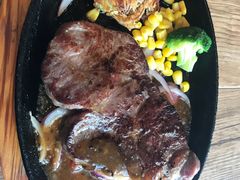 -玛格萝妮(汇智国际商业中心店)