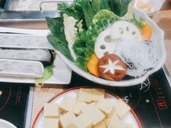 -彤德莱牛肉火锅(双港店)