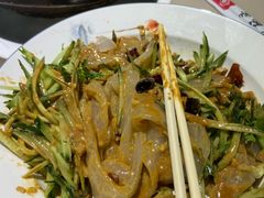 -老码头黑皮肘子锅包肉(赣水路店)