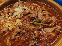 盐帮水煮牛肉-懒人盐府人家·自贡大麻鱼(安贞店)