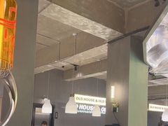 -老房老舍重庆火锅(假日城市店)