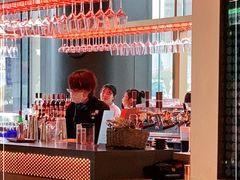 -星巴克臻选(上海合生汇1F店)