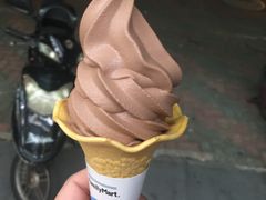 -全家便利店(洛川东路店)