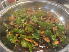 辣椒炒黑猪肉-彭耕记猪油炒小菜(吉联mall店)