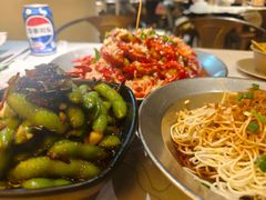 -巴厘龙虾·榜首油焖大虾(音乐学院·沿江酒馆店)