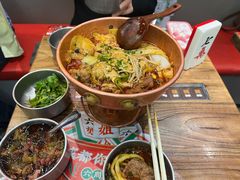 -成都你六姐·牛肉冒菜(城市集市合生汇店)