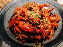 -肥肥虾庄·金牌油焖大虾(沙湖店)