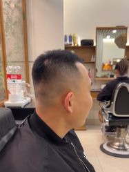 -MARTIN'S BARBER SHOP男士理发馆