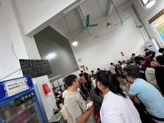 -容里煲仔饭(利丰北路店)