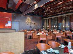 大堂-蝴蝶里·粤菜·点心(滨江龙湖店)