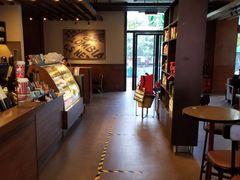 -星巴克(昆明美辰百货店)