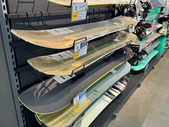 -迪卡侬(西三旗店)