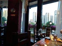 -大匠工房古船木艺术餐厅·猪肚鸡专门店(长白仙岛店)