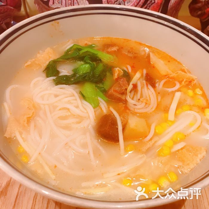 刀小蛮半只鸡云南米线素什锦米线图片-北京粉面馆-大众点评网