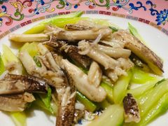 -新光酒家·河豚·海鲜·蟹料理(浦东店)