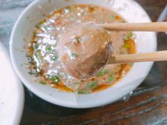 -东巴婆婆云南鱼豆花火锅(大东门店)