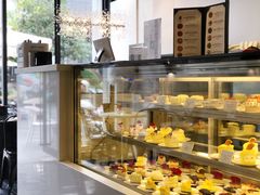 面包甜点陈列柜-PETIT PARIS 小巴黎(花园道店)