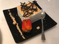 -港丽餐厅(高德置地店)