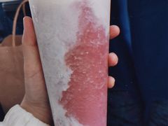 -瑞幸咖啡(东直门枢纽店)