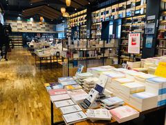 -新华书店(解放中路店)