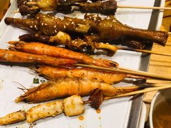 烤鸡爪串-木屋烧烤(岗顶二店)