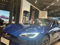 -TESLA 特斯拉(上海太古汇体验店)